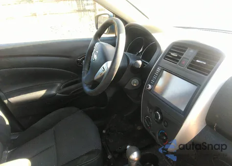 2019 Nissan Versa 1.6 Sv z USA, uszkodzony, nr VIN 3N1CN7AP9KL870728